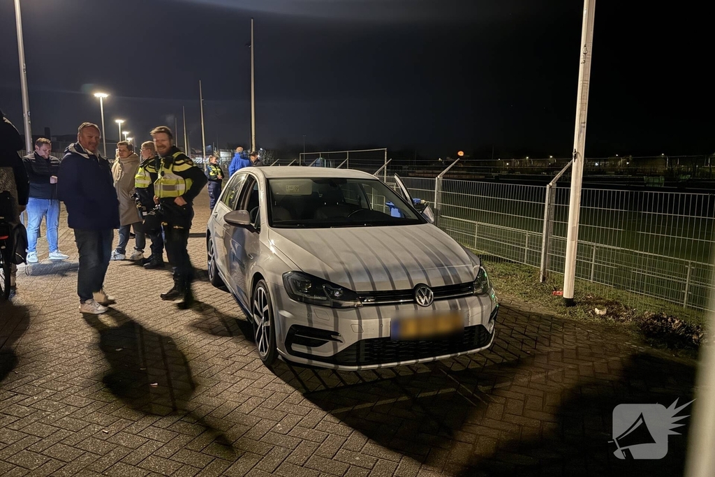 Bestuurder aangehouden na inrijden op menigte