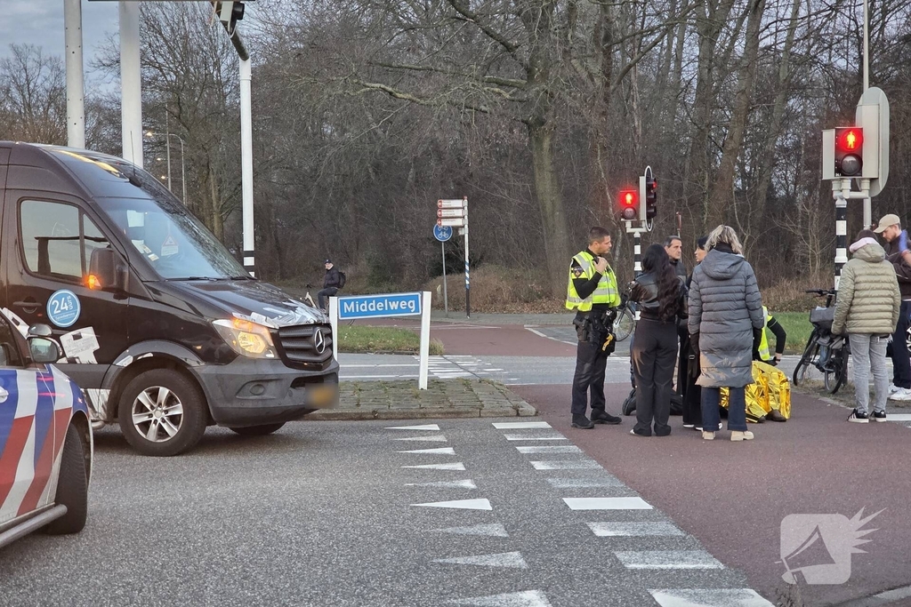 Fietser gewond bij aanrijding met voertuig