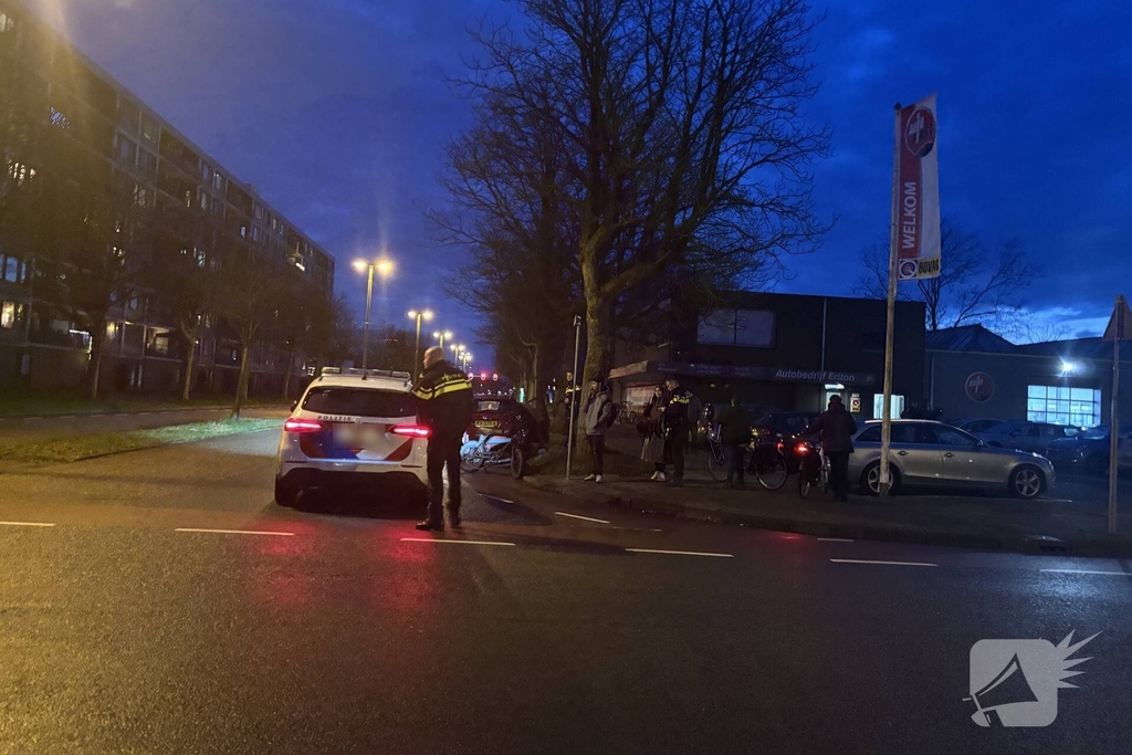 Fatbike en personenwagen botsen op elkaar