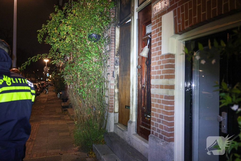 Explosie veroorzaakt schade aan deur