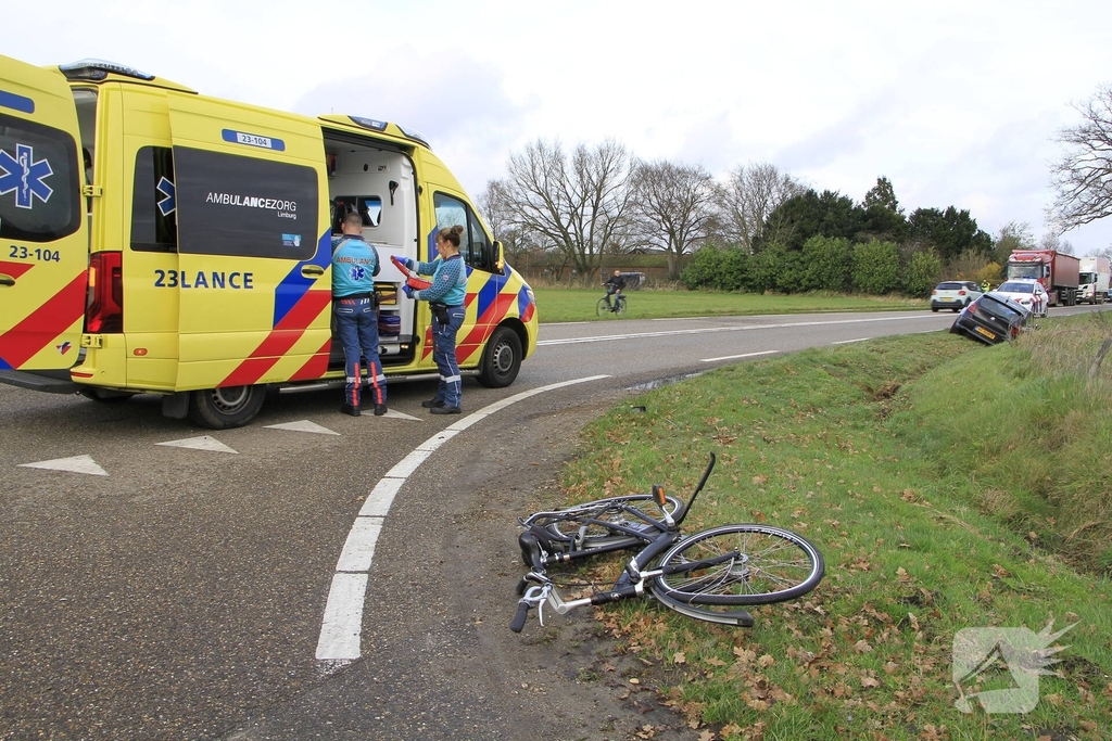 Fietser zwaar gewond bij ongeval met auto