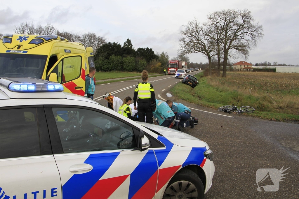 Fietser zwaar gewond bij ongeval met auto