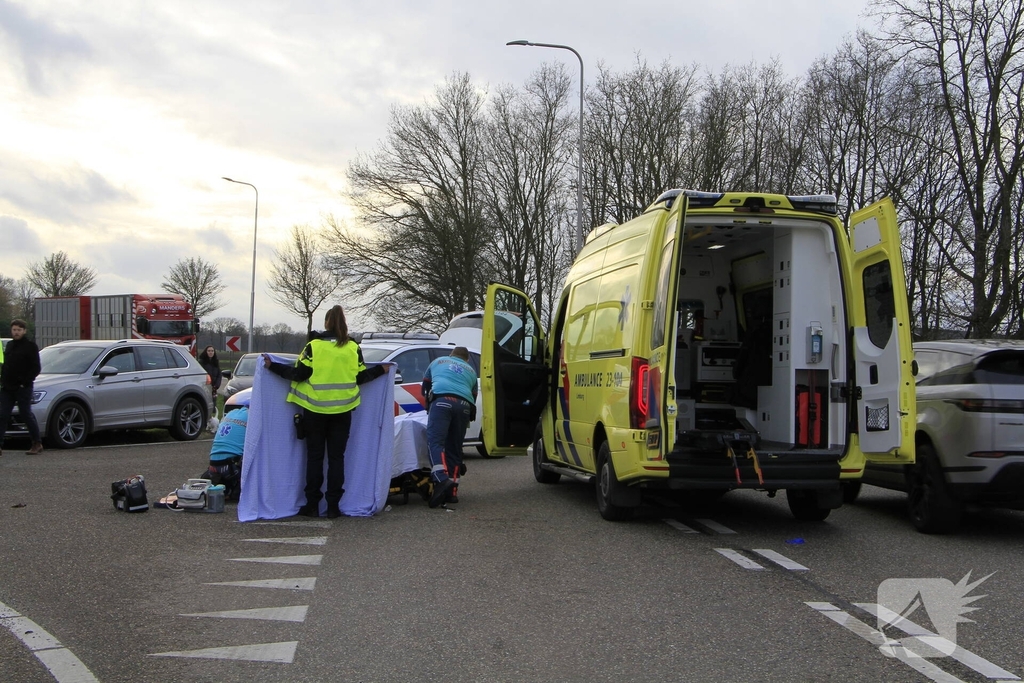 Fietser zwaar gewond bij ongeval met auto