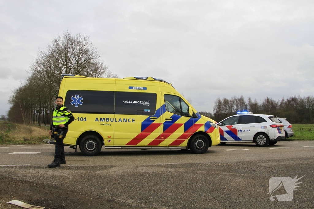 Fietser zwaar gewond bij ongeval met auto