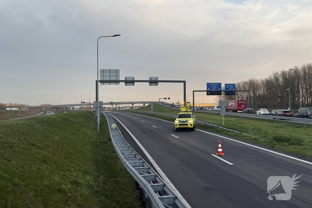 Ongeval tussen auto en vrachtwagen