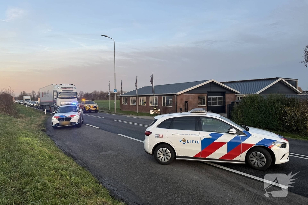 Ongeval tussen bestelbus en personenauto