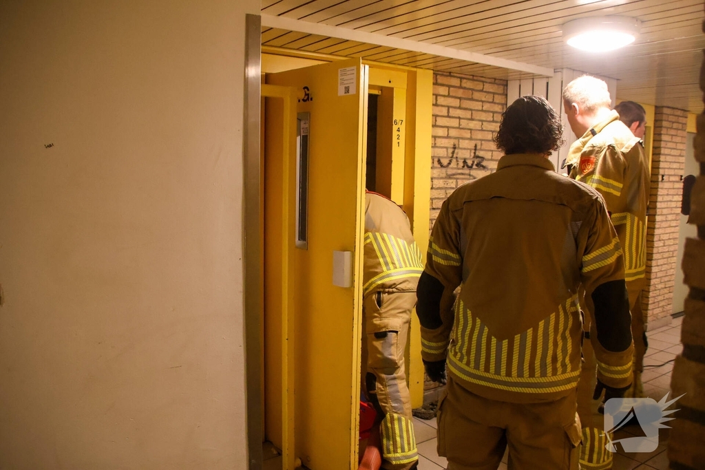 Meerdere woningen onder water door leidingbreuk