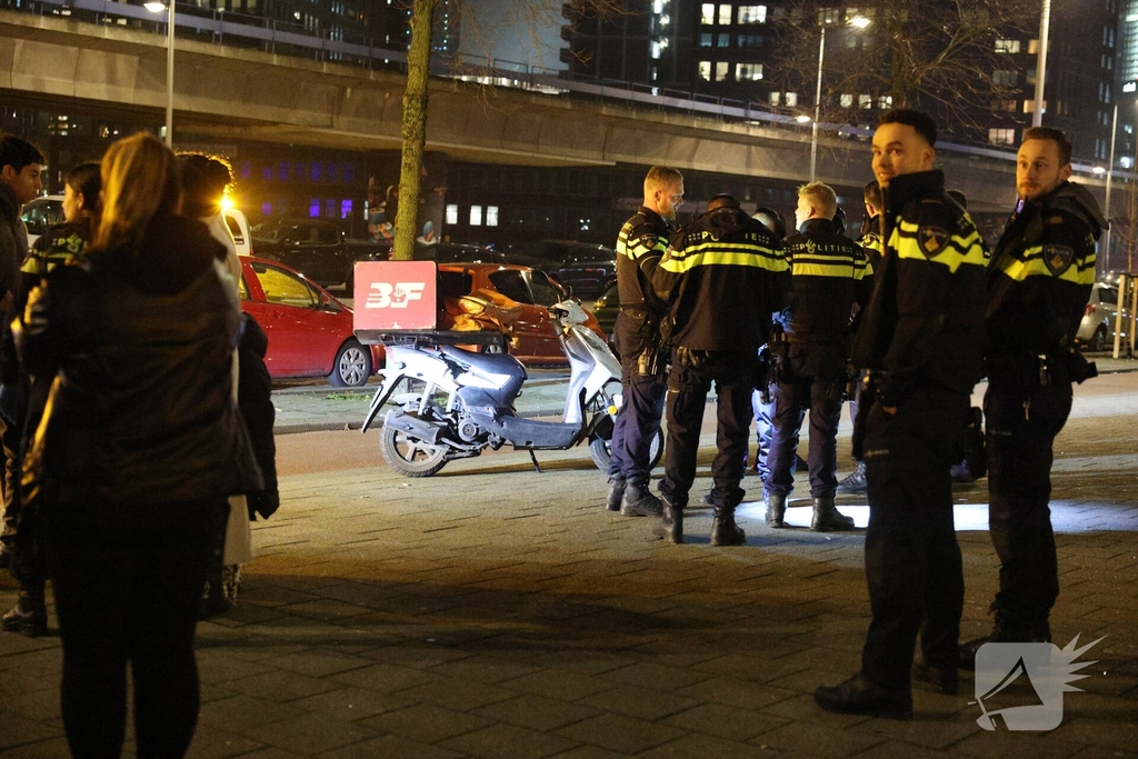 Voetganger gewond na aanrijding met bezorger