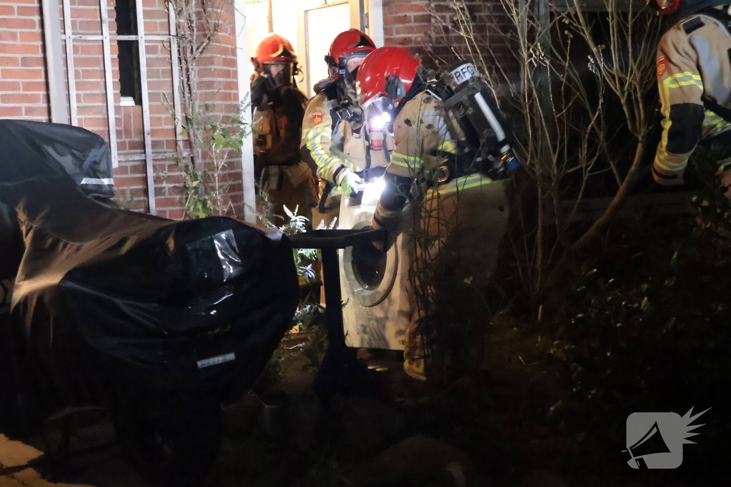 Brand in wasmachine leidt tot snelle brandweeractie