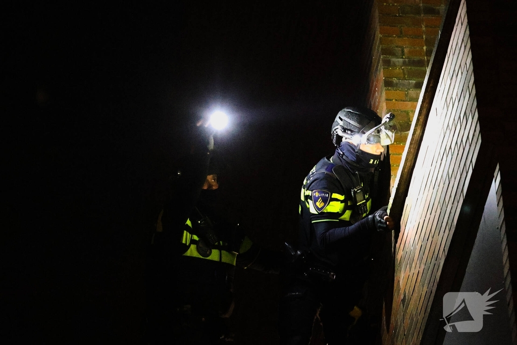 Grote politie-inzet na incident met vermoedelijk relationeel geweld