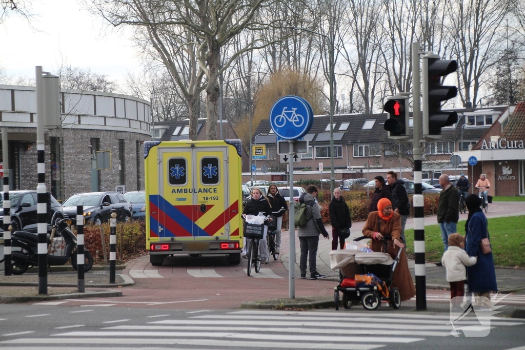 Aanrijding tussen scooters met lichte schade