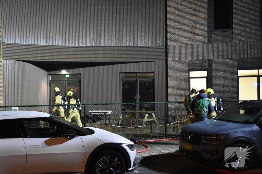 Brandweer oefent met meerdere eenheden