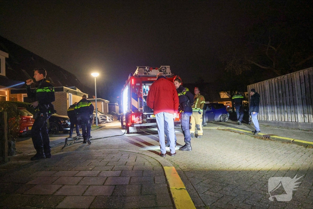Explosie leidt tot woningbrand en ontruiming van twaalf woningen