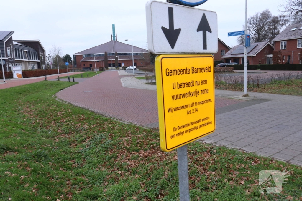 Gemeente plaatst borden vuurwerkvrije zones bij zorginstellingen