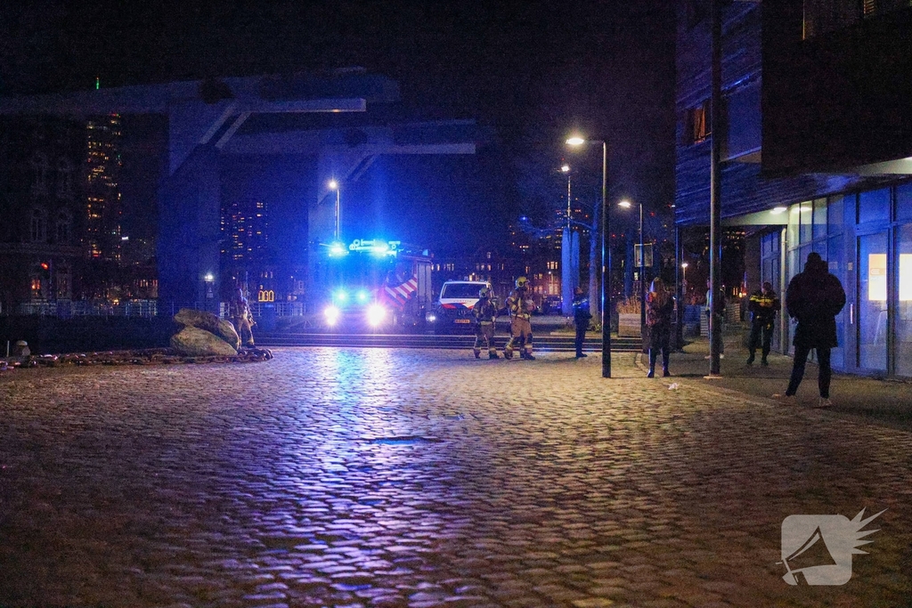 Brandweer in actie bij kerstavuur