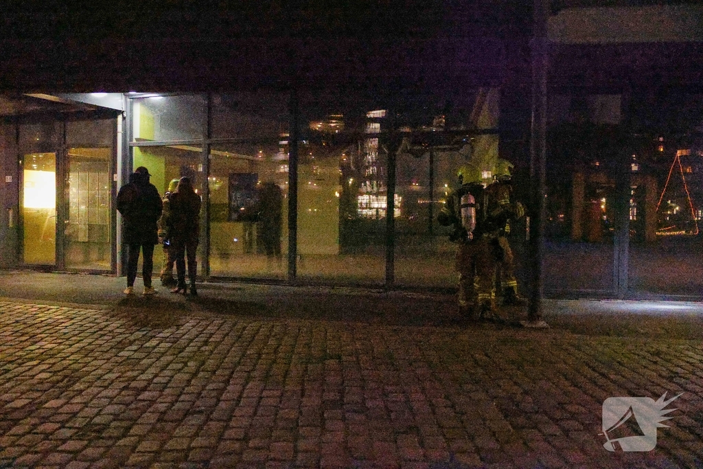 Brandweer in actie bij kerstavuur