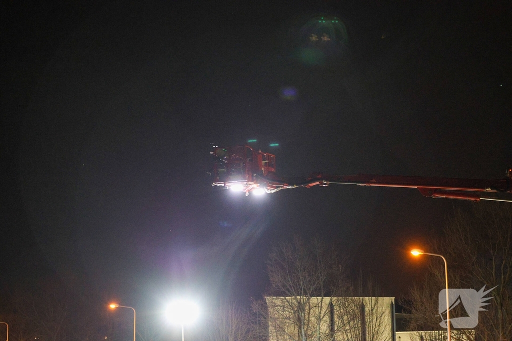 Dodelijk ongeval met auto leidt tot brand