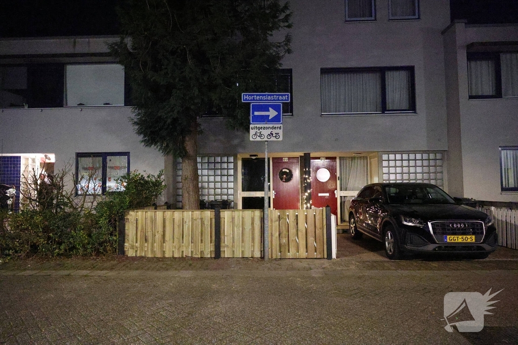 Explosie beschadigt woning tijdens kerstochtend