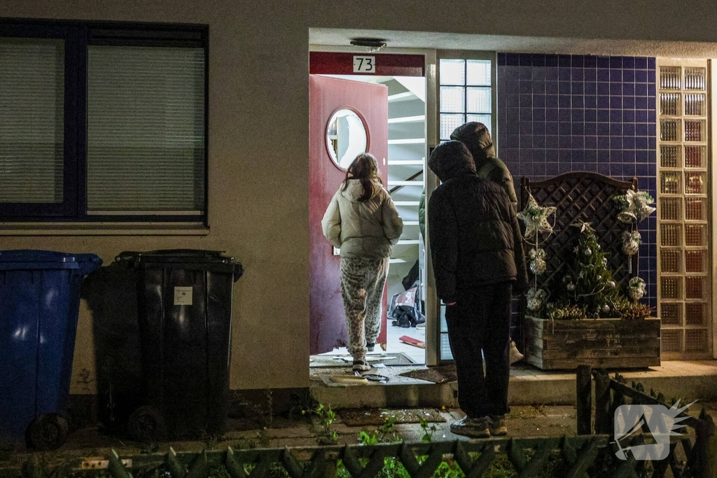 Explosie beschadigt woning tijdens kerstochtend