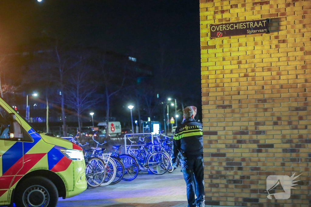 Brand in flatwoning leidt tot gewonde