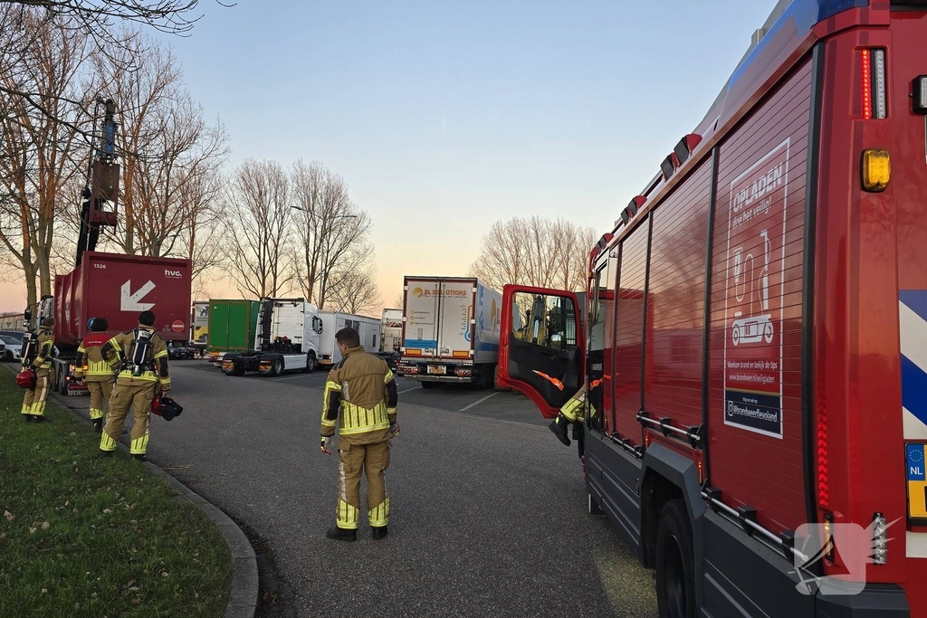 Brand in vrachtwagen geblust