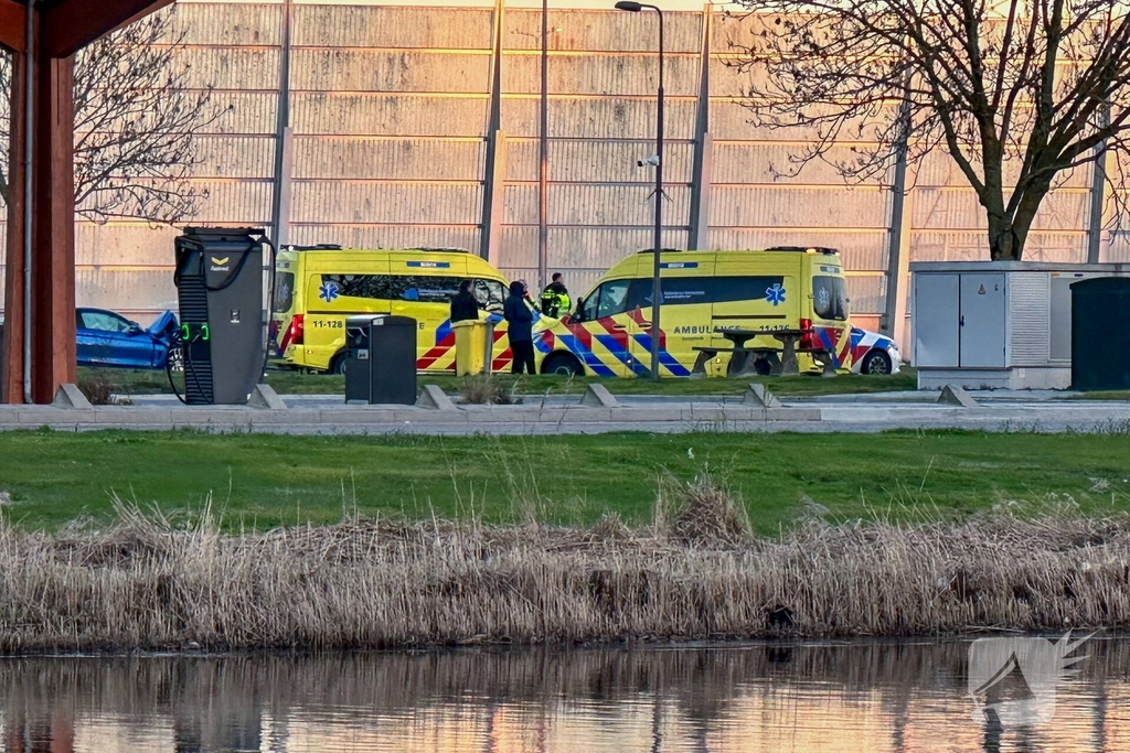 Onwelwording leidt tot gevaarlijke situatie en forse schade bij tankstation