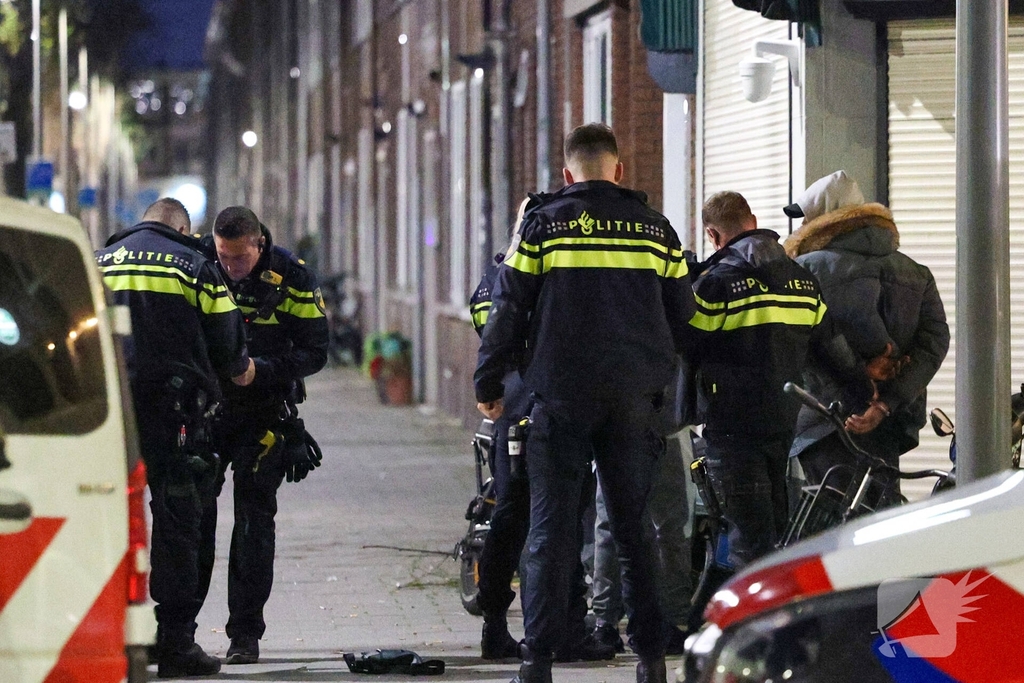 Agenten vinden mes bij fouillering tijdens bedreiging