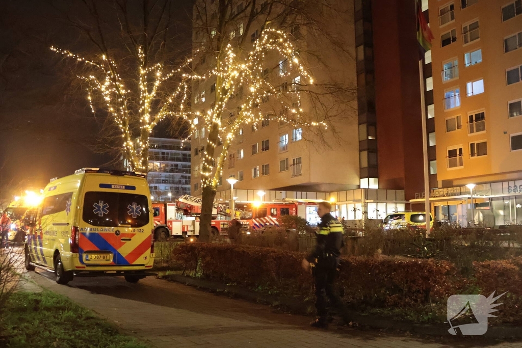 Brand in flatwoning leidt tot evacuaties