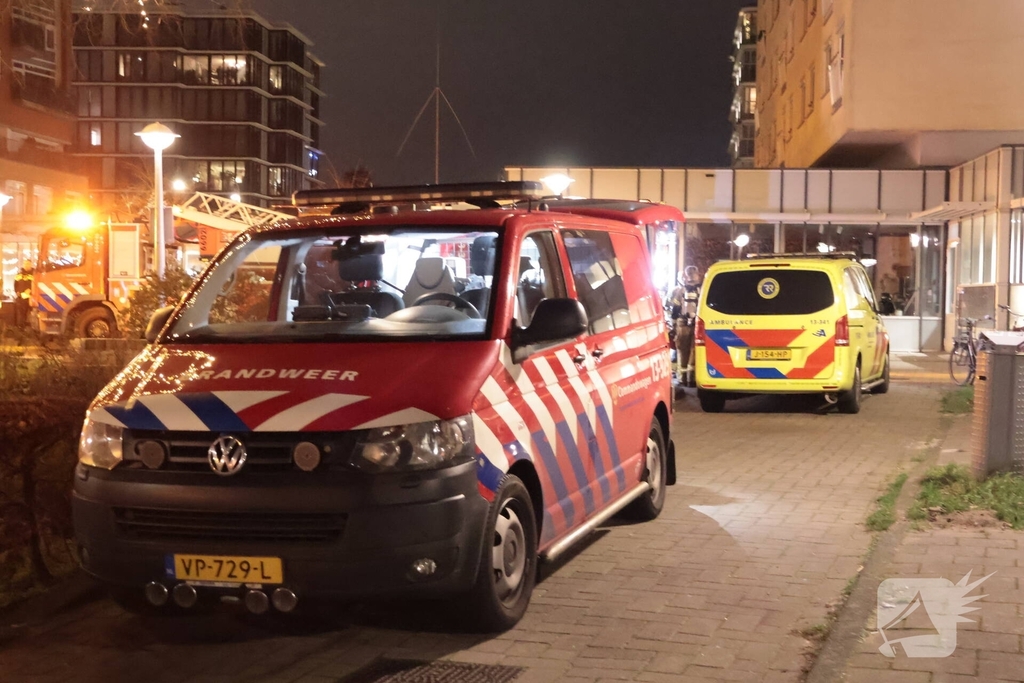 Brand in flatwoning leidt tot evacuaties