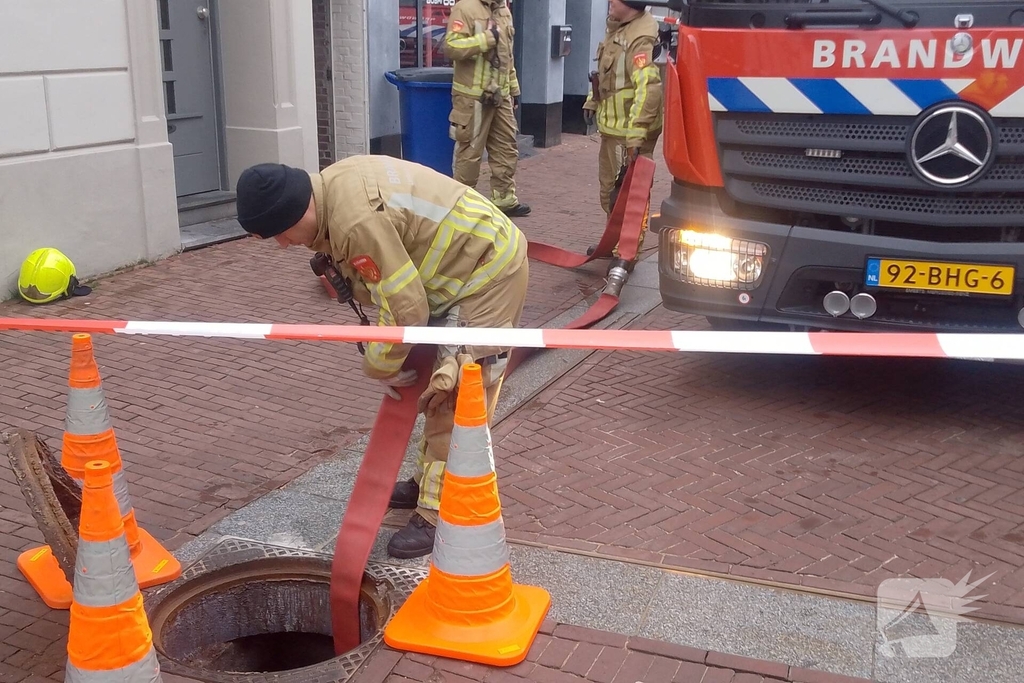 Waterlekkage zorgt voor inzet brandweer