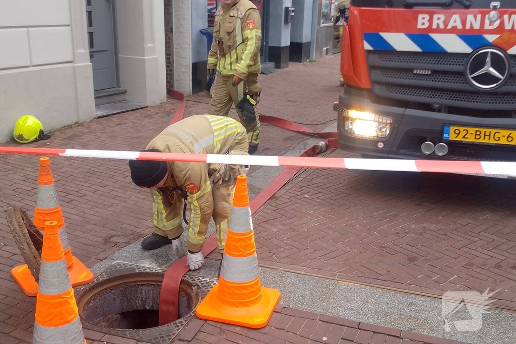 Waterlekkage zorgt voor inzet brandweer