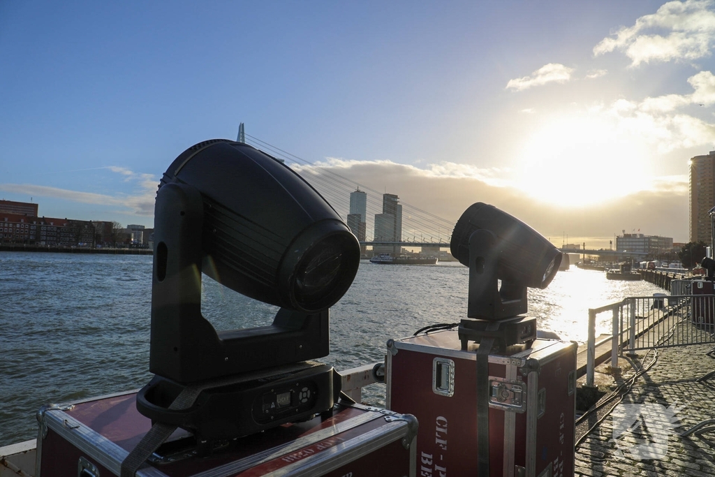 Laatste voorbereidingen voor vuurwerkshow gestart