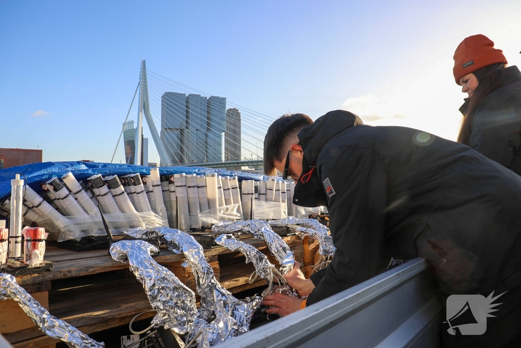 Laatste voorbereidingen voor vuurwerkshow gestart