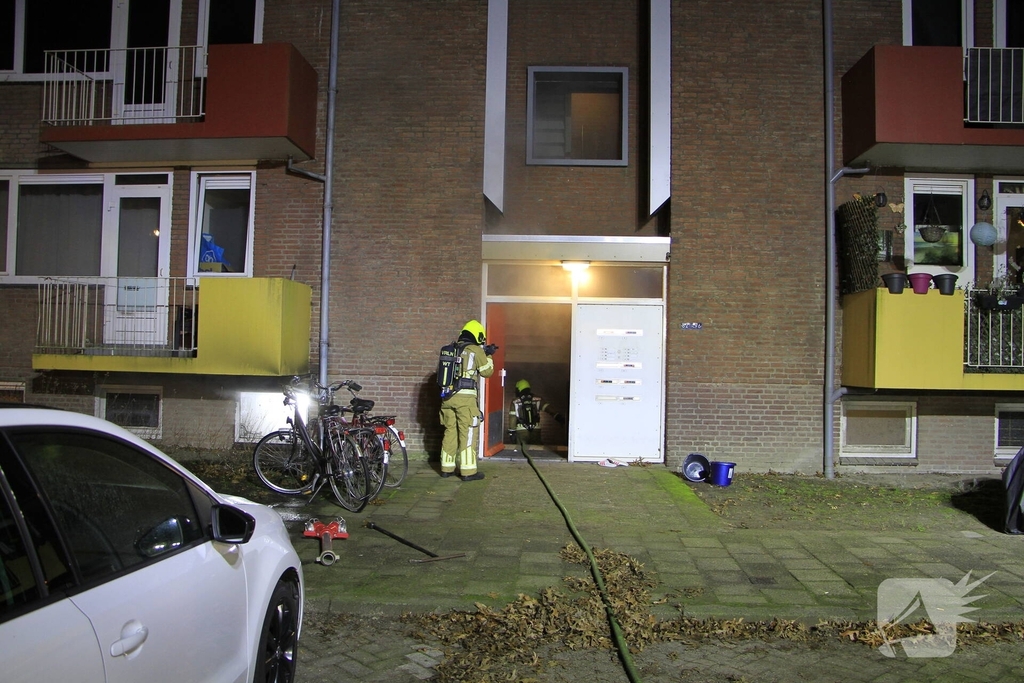 Woningbrand leidt tot ontruiming van appartementen