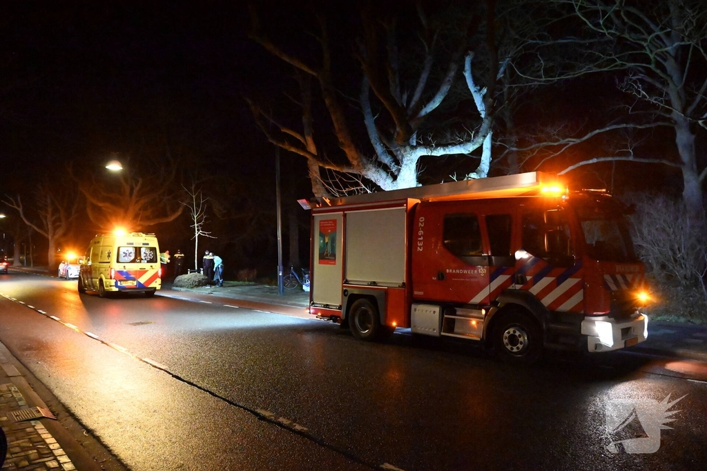 Te water geraakt persoon gered