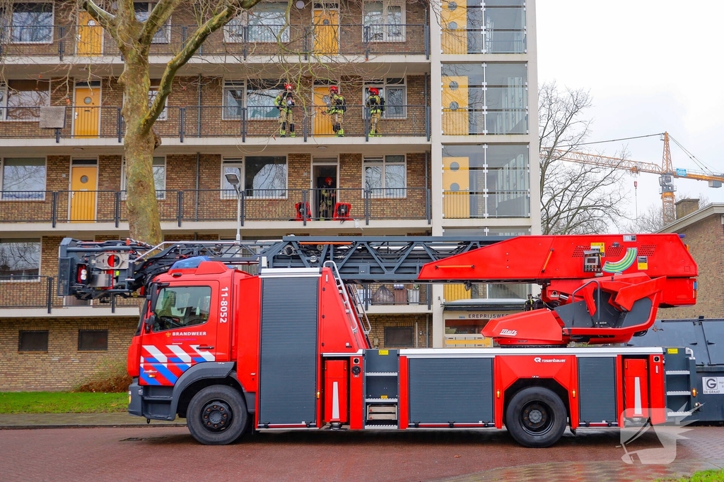 Vuurwerk veroorzaakt brand op balkon