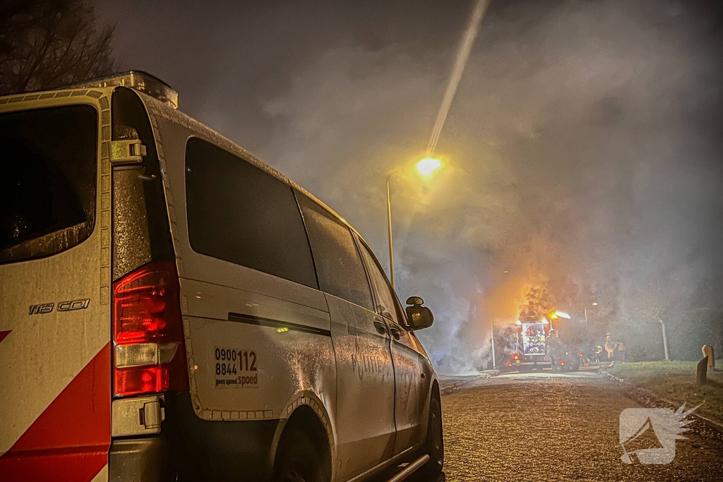 Brand in afvalbult zorgt voor rookontwikkeling