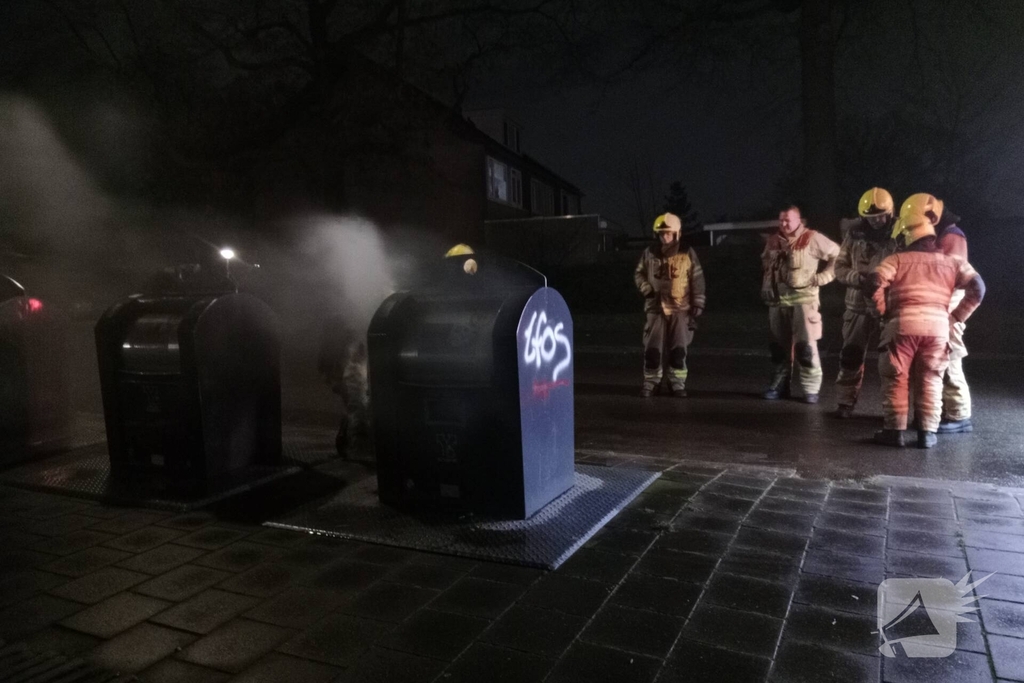 Brand in ondergrondse container snel geblust door brandweer