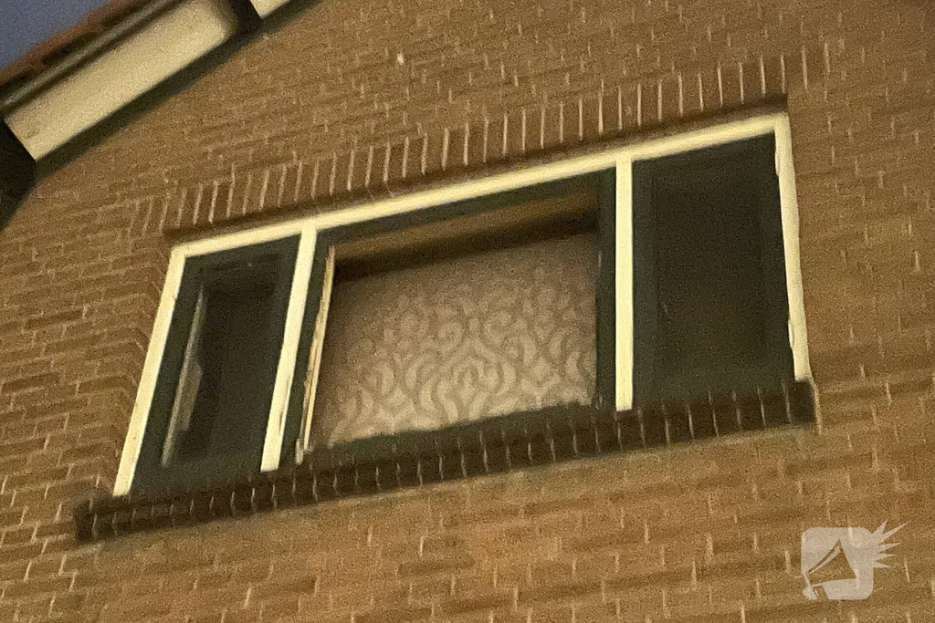 Ramen gesneuveld door vuurwerk