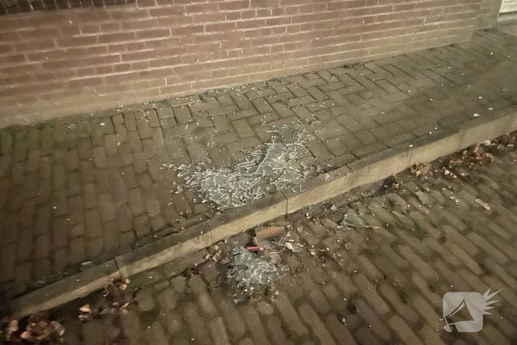 Ramen gesneuveld door vuurwerk