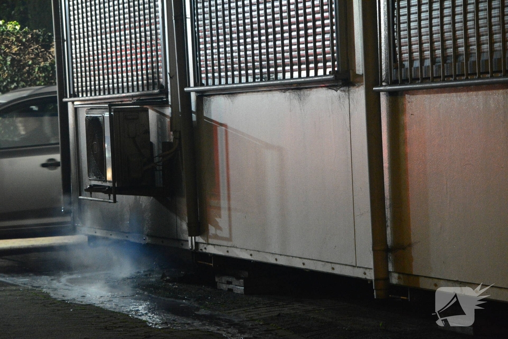 Brand ontstaat in bijgebouw