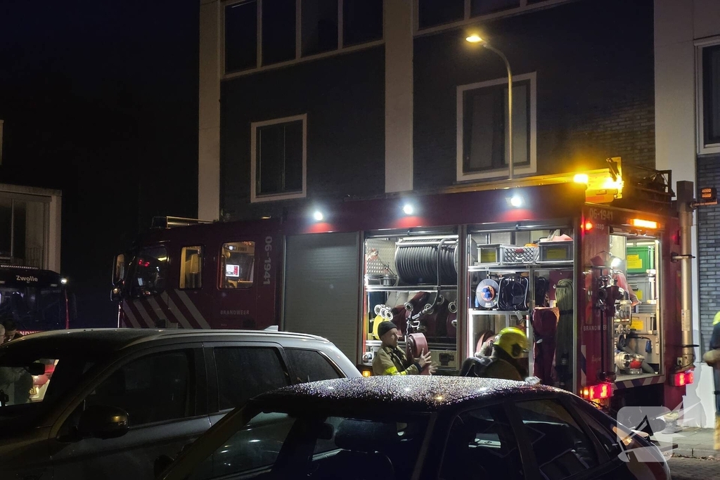 Brand in bijgebouw veroorzaakt rookontwikkeling