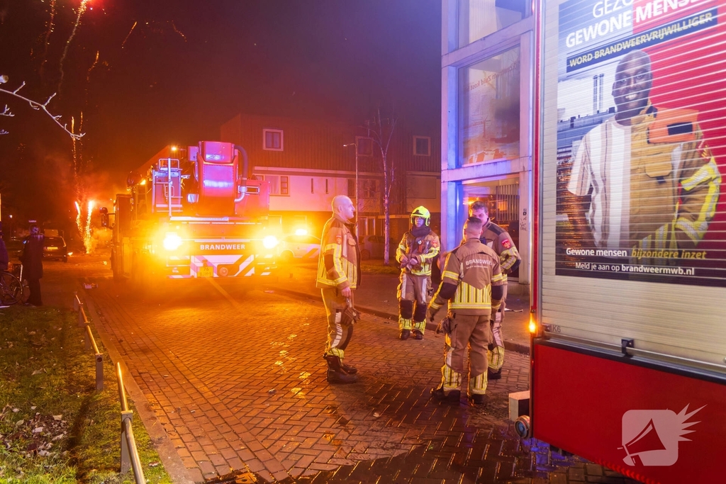 Vuurwerk op balkon veroorzaakt brand