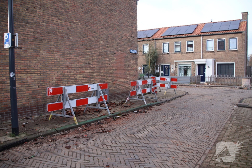 Schades van twee grote branden bij daglicht goed te zien