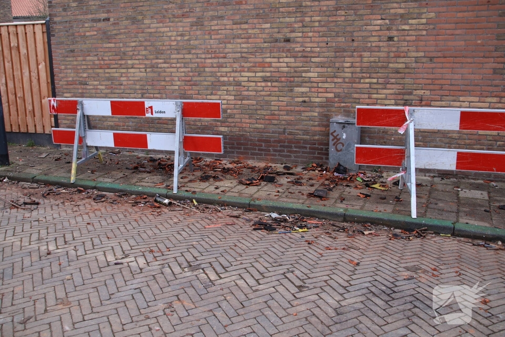 Schades van twee grote branden bij daglicht goed te zien