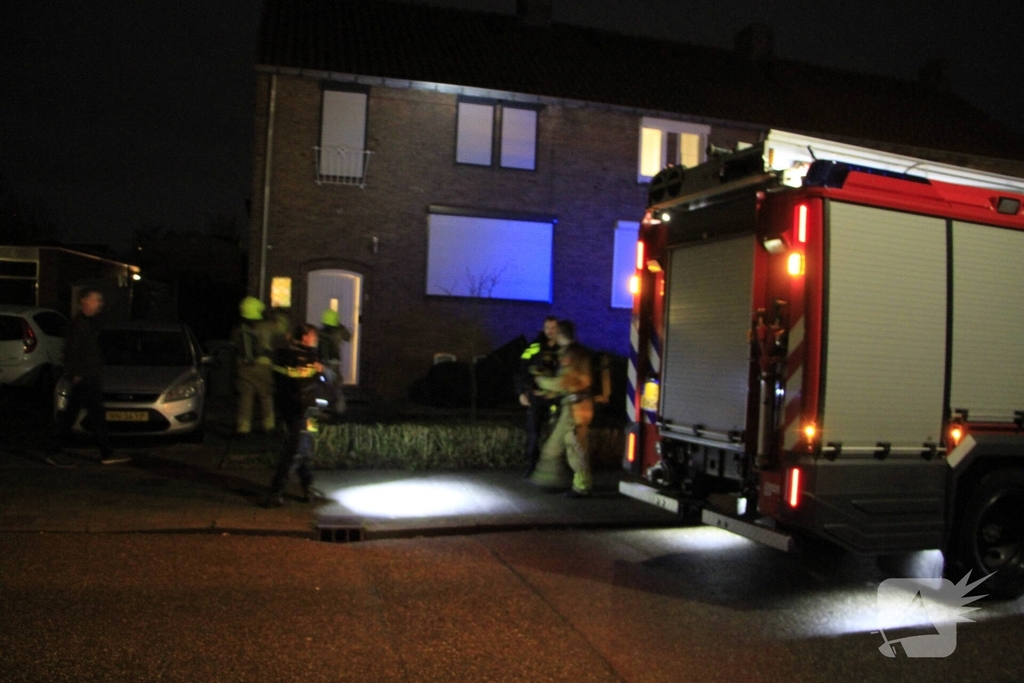 Schoorsteenbrand geblust in woning