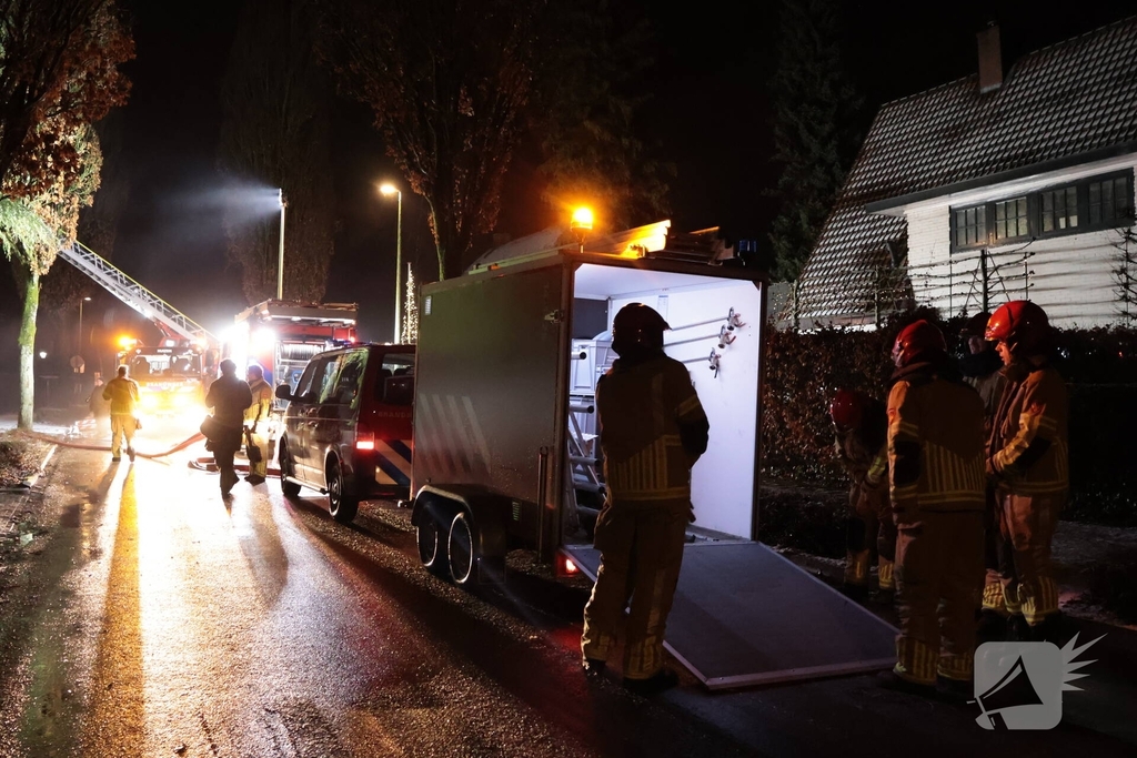 Opnieuw brand op dak van woning