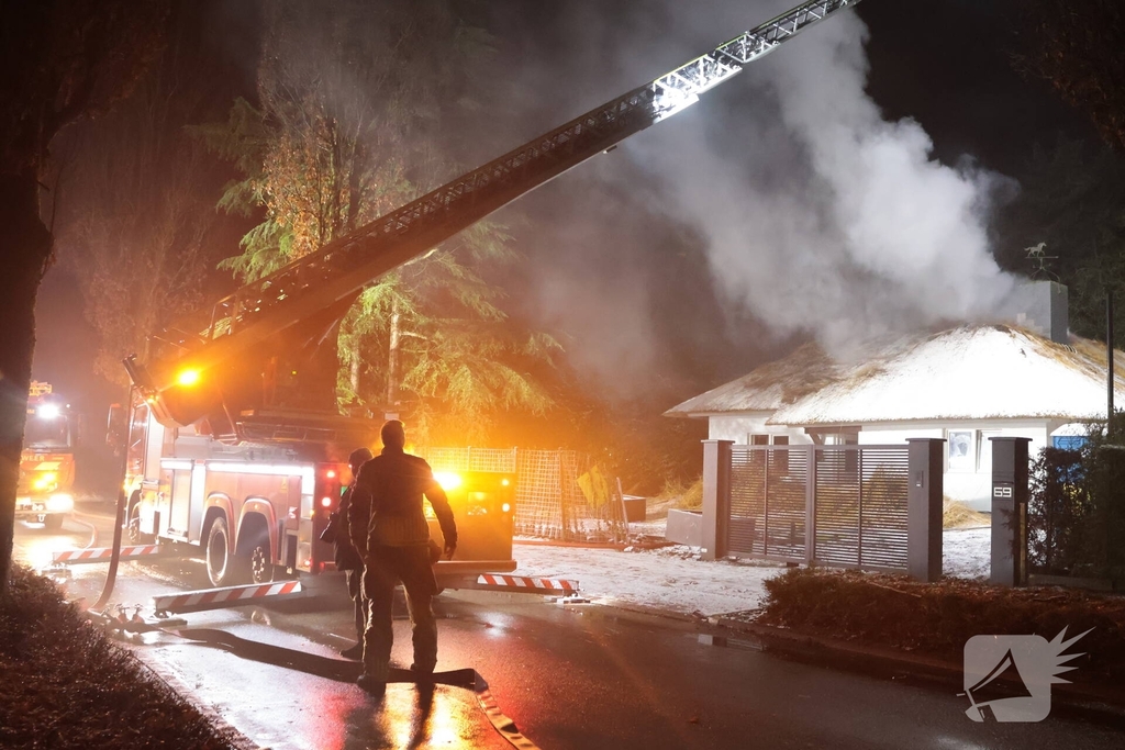 Opnieuw brand op dak van woning