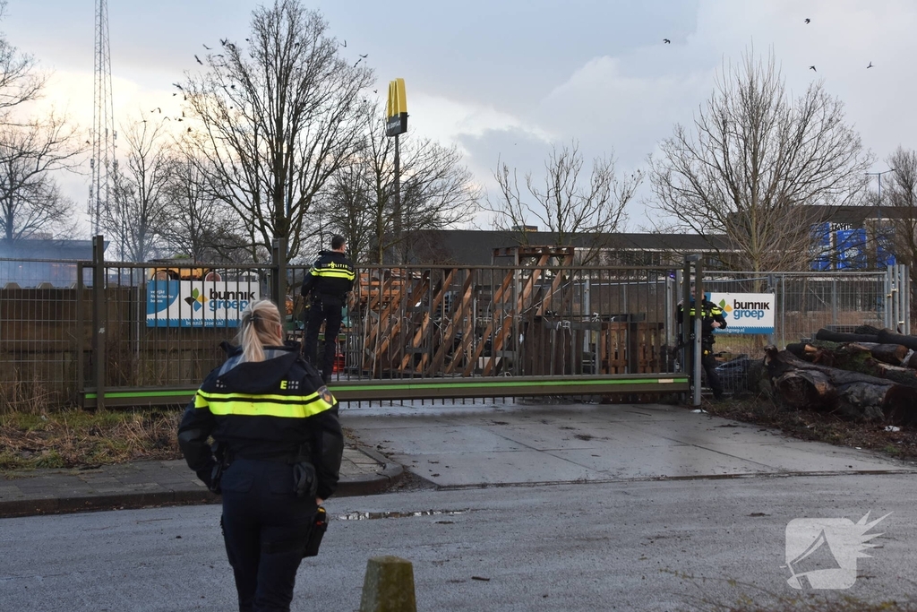 Beginnende brand geblust door politie
