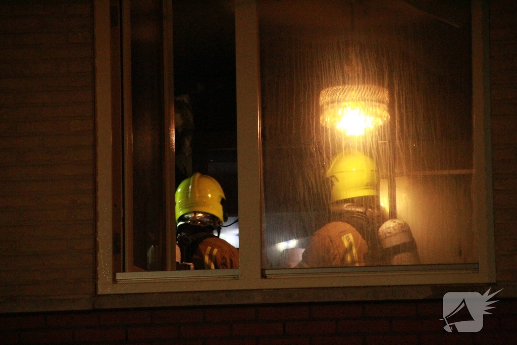 Woningbrand in slaapkamer snel geblust